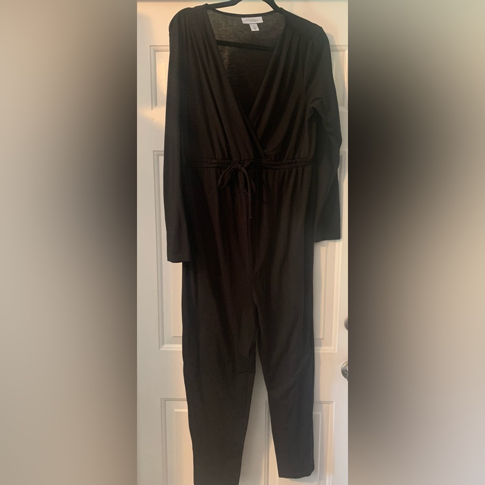 Motherhood Maternity size L women’s romper